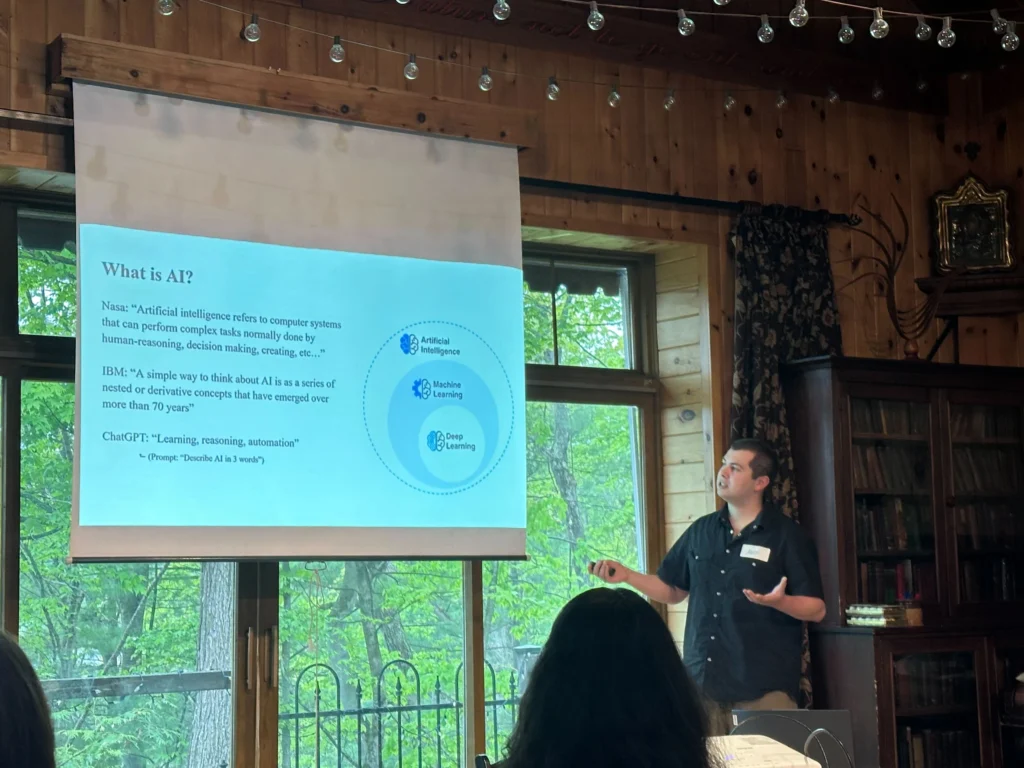 Andy presenting to the room!
