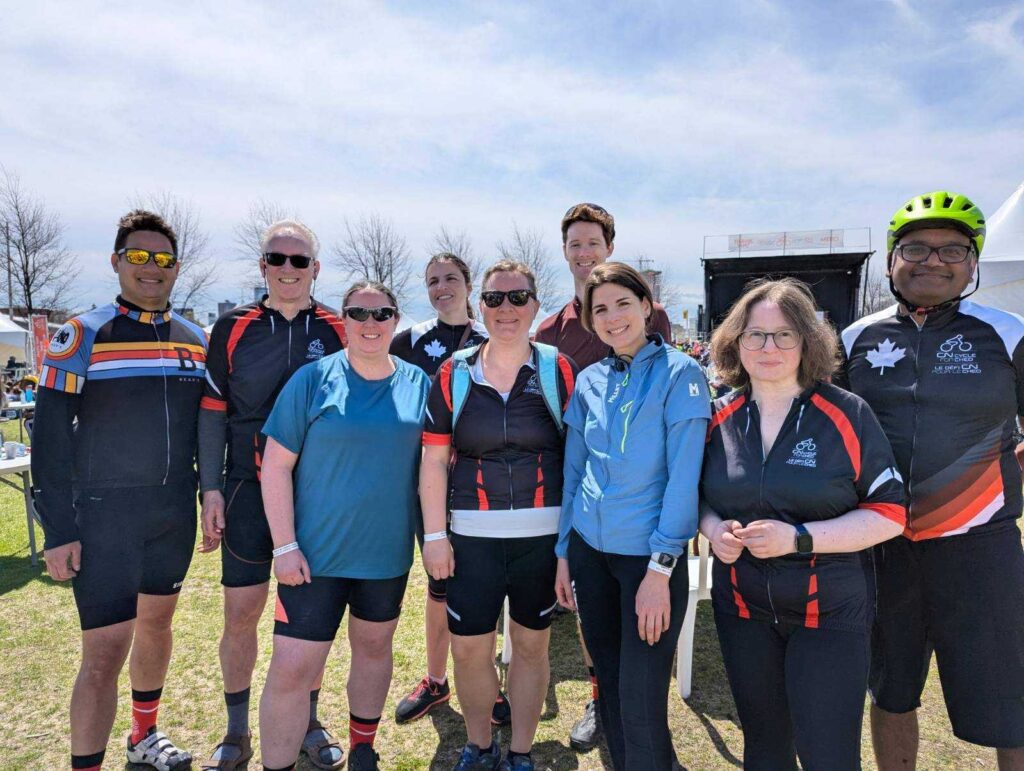 Lochmüller Lab members preparing for their race